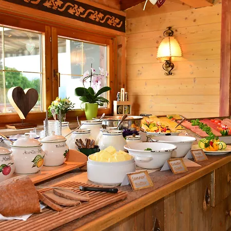 Otel Zum Senn - Garni 3*