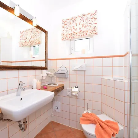 Szálloda Zum Senn - Garni 3*